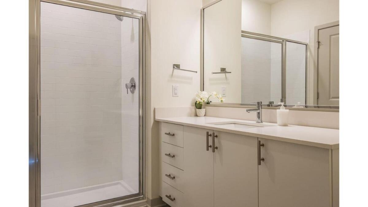 Stunning Nulu 1Br Cozysuites 03 Louisville Exterior foto